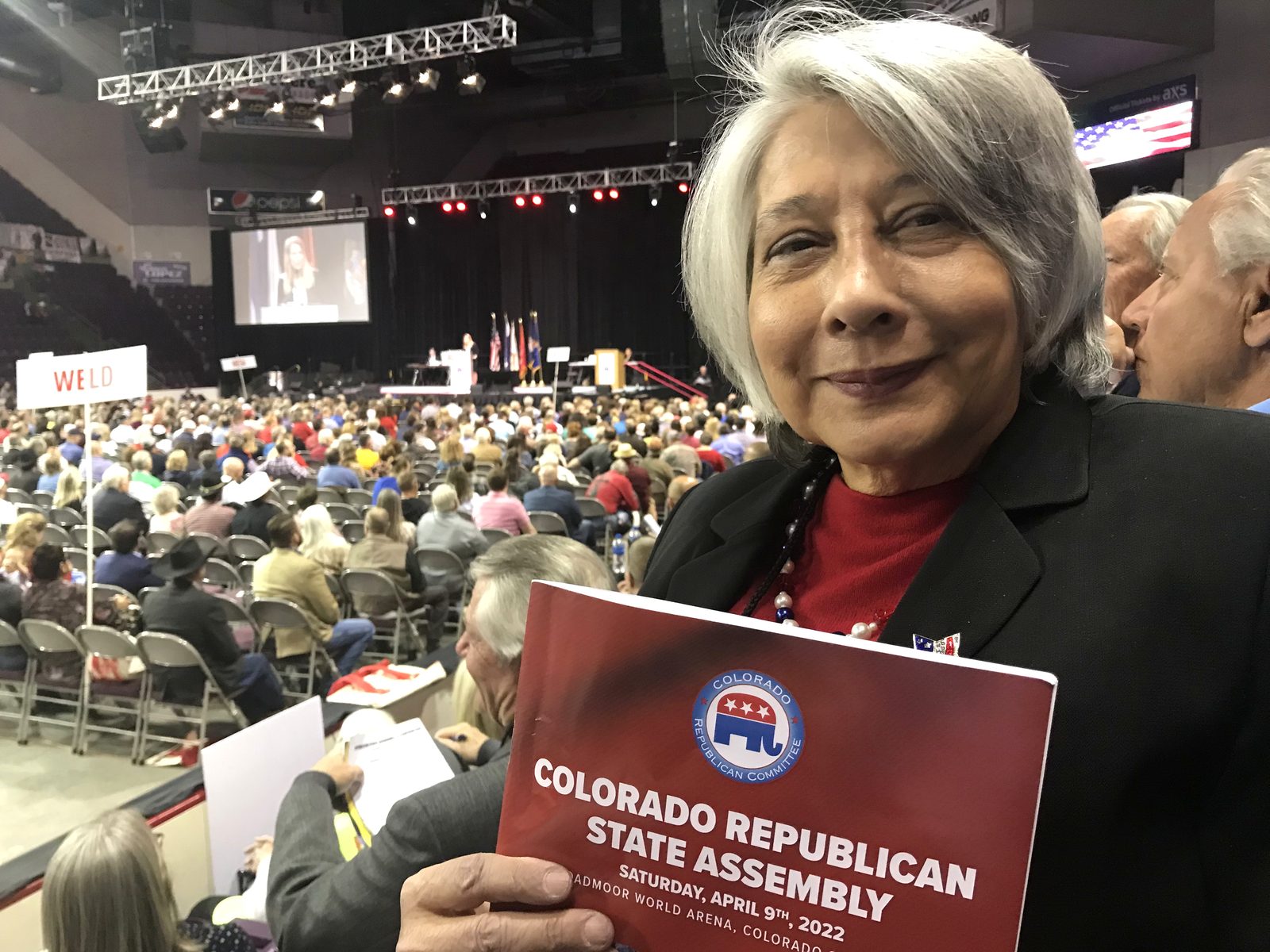 Sydnnia Wulff holding the program at the 2022 Colorado Republican State Assembly